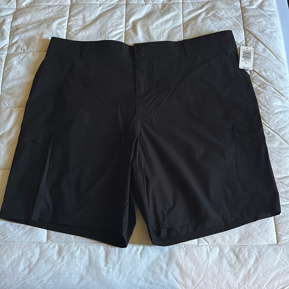 Torrid size 20 shorts. NWT
